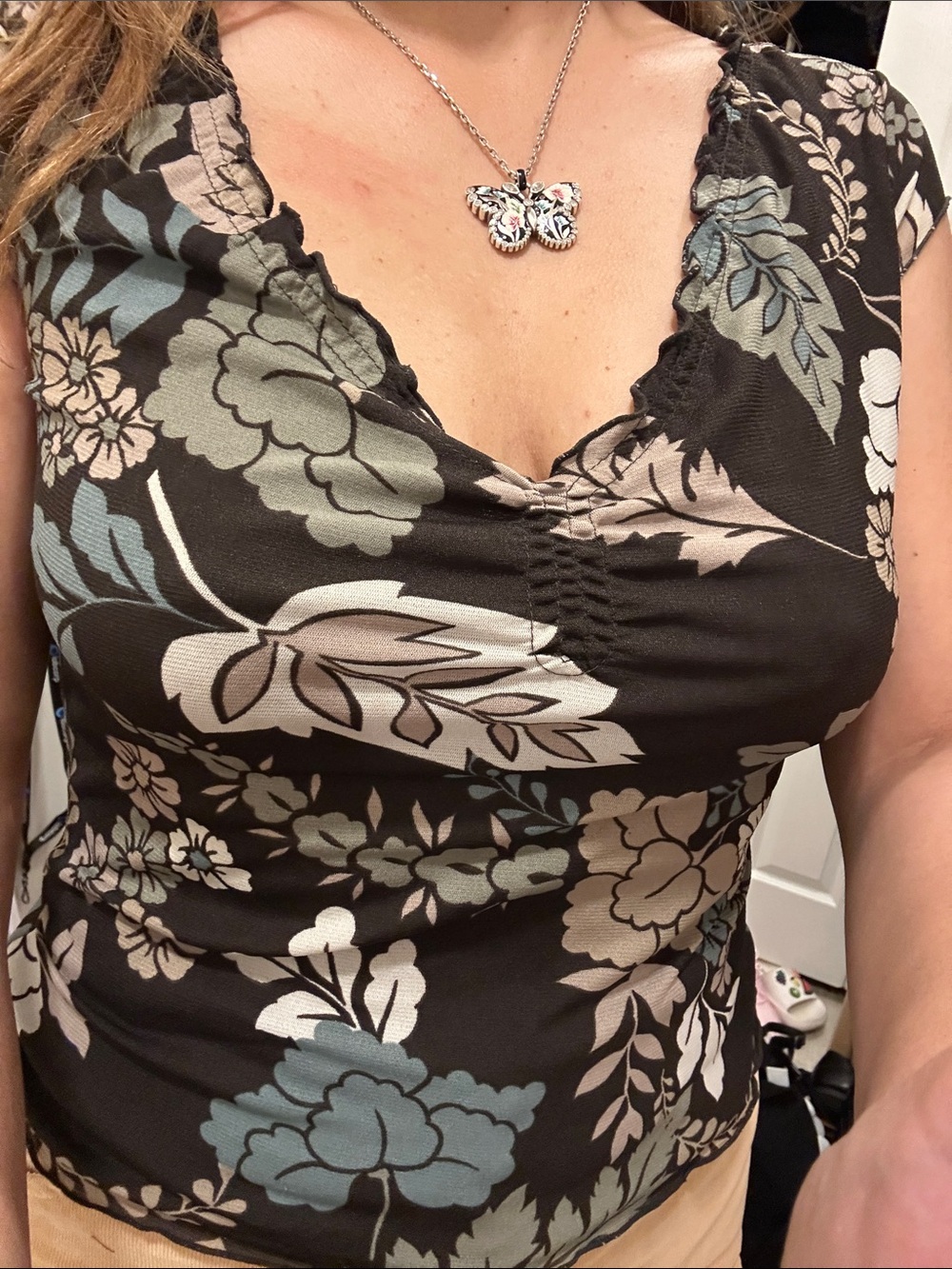 Y2K Black Floral Ruched V-Neck Top